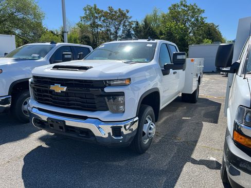New 2026 Chevrolet Silverado 3500 W/T w/ WT Convenience Package AWD/4WD image 1