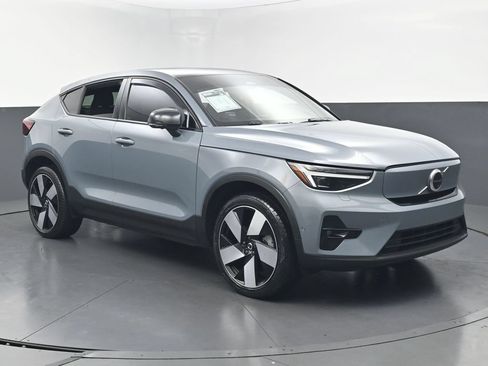 Used 2023 Volvo C40 P8 Recharge Ultimate AWD/4WD image 3