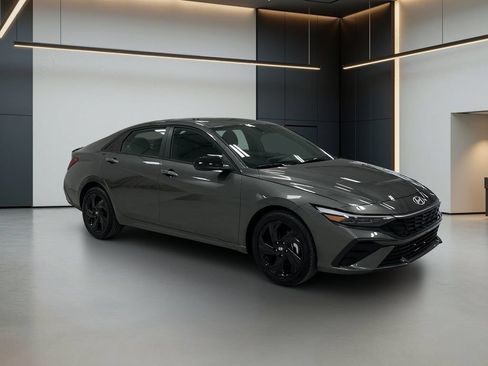 Certified 2026 Hyundai Elantra Sport FWD image 9