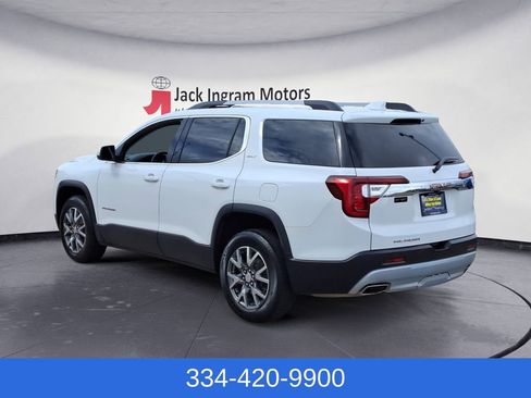 Used 2023 GMC Acadia SLT image 3