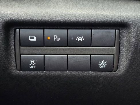 Used 2021 Nissan Versa S image 27