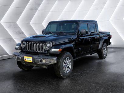 New 2025 Jeep Gladiator Sport
