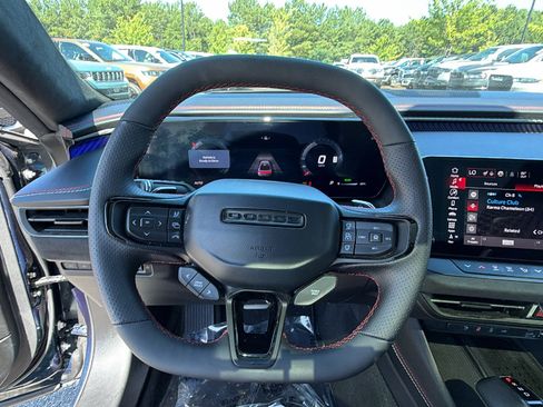 Used 2025 Dodge Charger Daytona Scat Pack w/ Track Pack AWD/4WD image 23