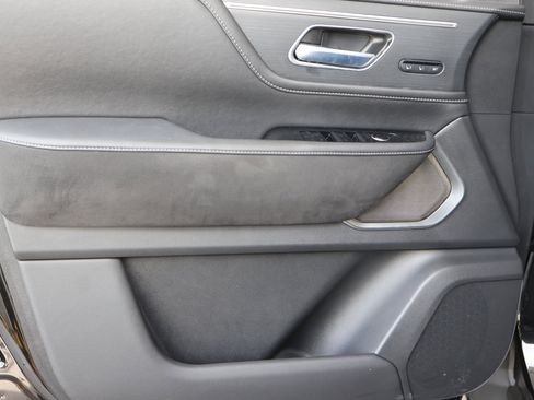 Certified 2025 INFINITI QX80 Sensory AWD/4WD image 16