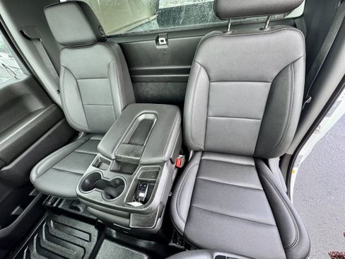 Used 2023 Chevrolet Silverado 1500 W/T RWD image 11