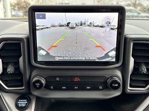 Used 2021 Ford Bronco Sport Outer Banks w/ Outer Banks Package (96D) image 29