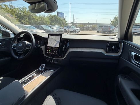 Certified 2026 Volvo XC60 B5 Plus AWD/4WD image 12