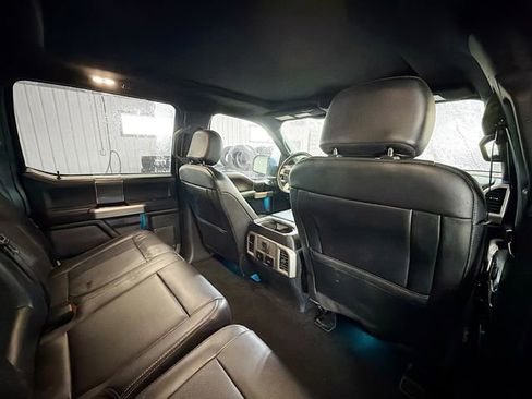 Used 2019 Ford F150 Lariat w/ Equipment Group 502A Luxury image 11