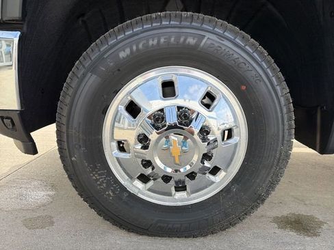 New 2026 Chevrolet Silverado 3500 LTZ w/ LTZ Plus Package AWD/4WD image 11