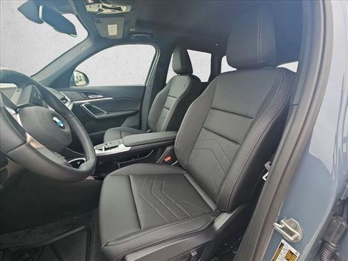 Used 2026 BMW X1 xDrive28i w/ Convenience Package AWD/4WD image 4