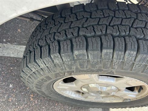 Used 2011 Ford F150 XLT w/ XLT Convenience Pkg image 11