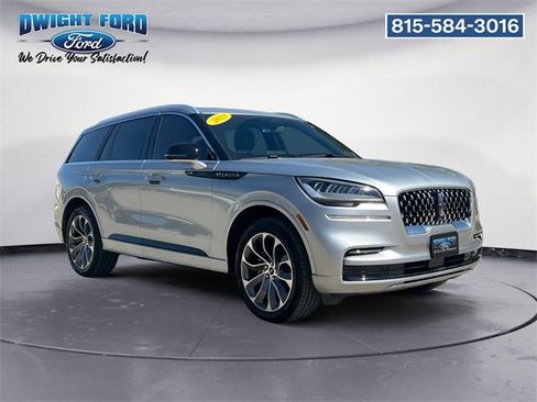 Used 2023 Lincoln Aviator Grand Touring image 7