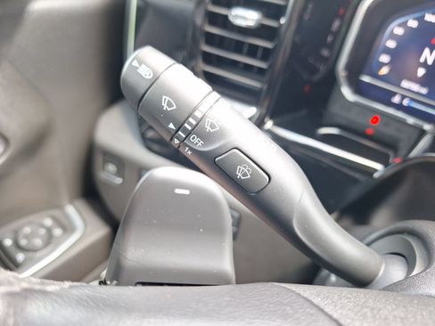 Used 2023 Chevrolet Silverado 1500 LTZ AWD/4WD image 23