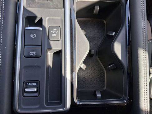 New 2026 Nissan Pathfinder Platinum w/ Cargo Package AWD/4WD image 22