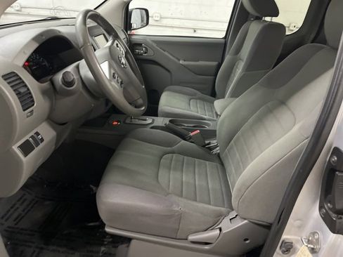 Used 2020 Nissan Frontier S image 10