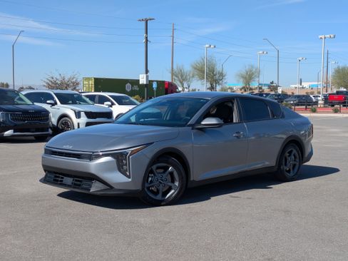 Certified 2025 Kia K4 LXS image 31