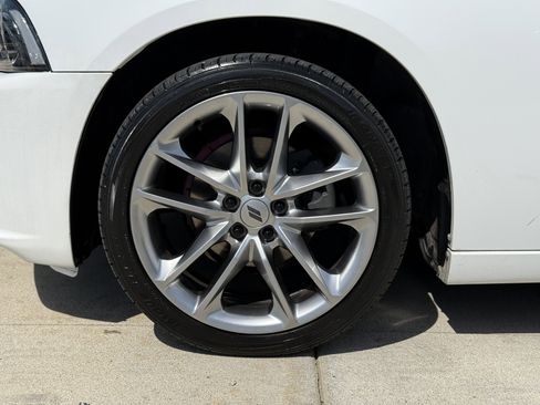 Used 2014 Dodge Charger SE image 18