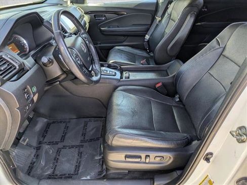 Used 2018 Honda Pilot Elite image 15