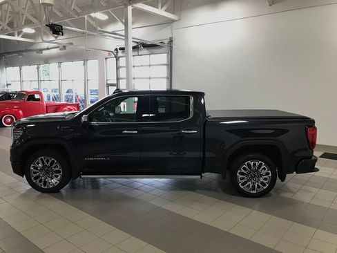 Used 2026 GMC Sierra 1500 Denali Ultimate AWD/4WD image 2