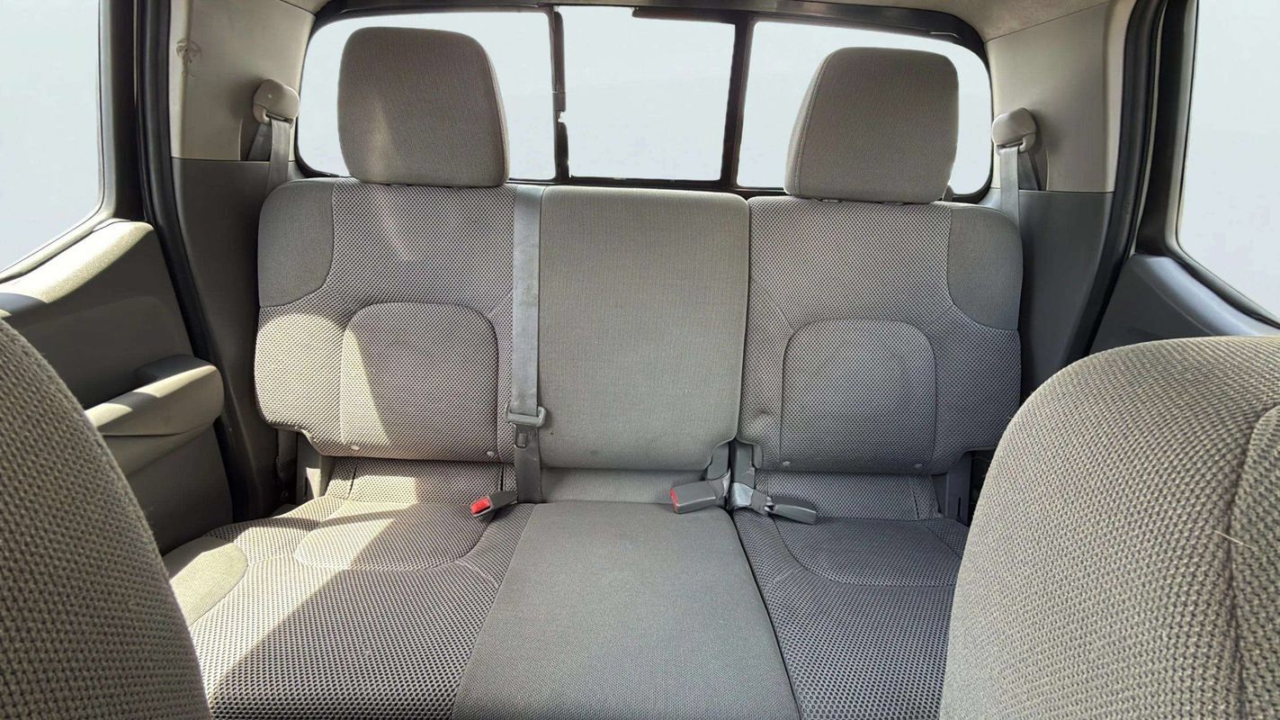 Used 2018 Nissan Frontier SV RWD image 15