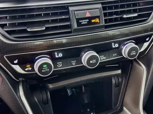 Used 2022 Honda Accord Sport Special Edition image 12