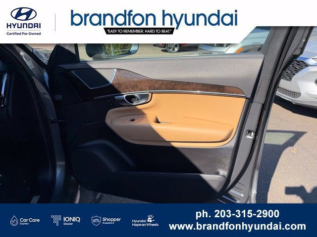 Used 2018 Volvo XC90 T6 Momentum w/ Convenience Package AWD/4WD image 8