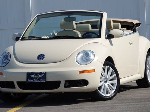 Used 2008 Volkswagen Beetle SE FWD image 40
