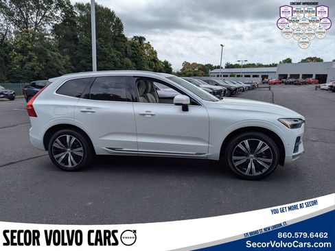 Certified 2023 Volvo XC60 B5 Plus w/ Climate Package image 3