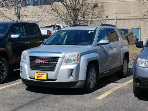 Used 2014 GMC Terrain SLE w/ Chrome Package AWD/4WD image 3