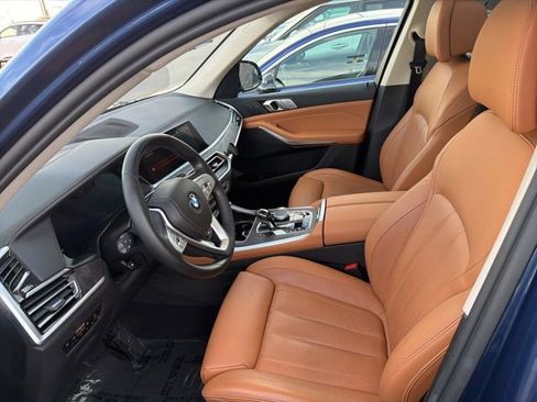 Used 2022 BMW X7 xDrive40i w/ Premium Package AWD/4WD image 6