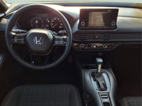 Certified 2025 Honda HR-V Sport image 12