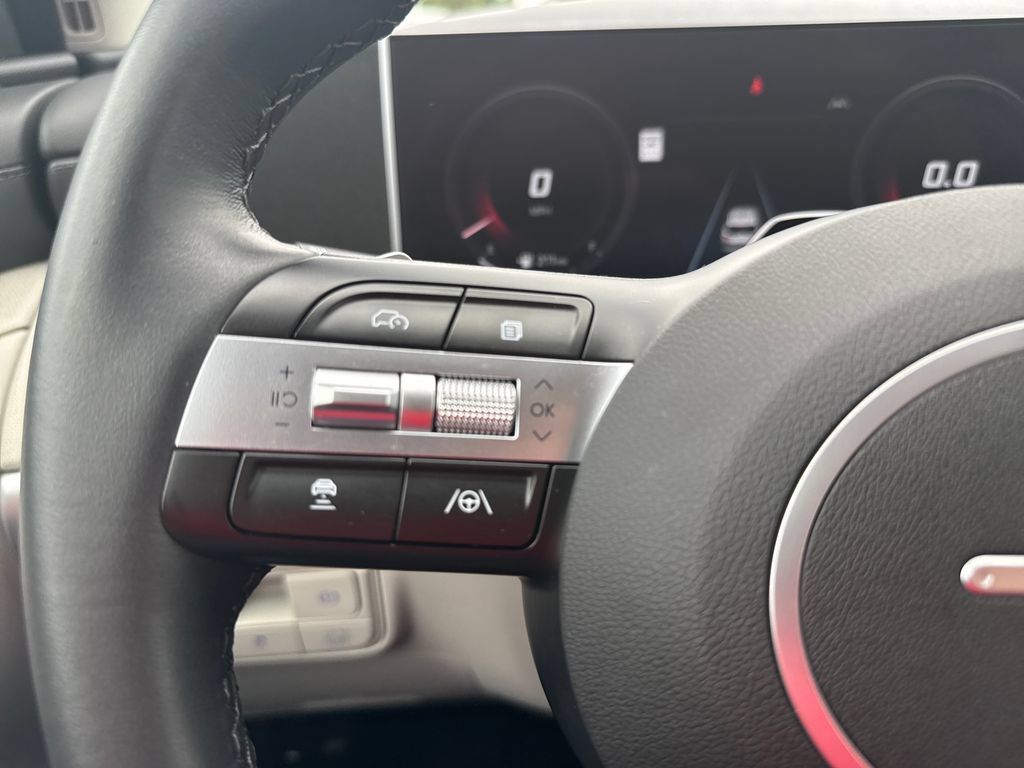 Certified 2025 Hyundai Tucson SEL AWD/4WD image 25