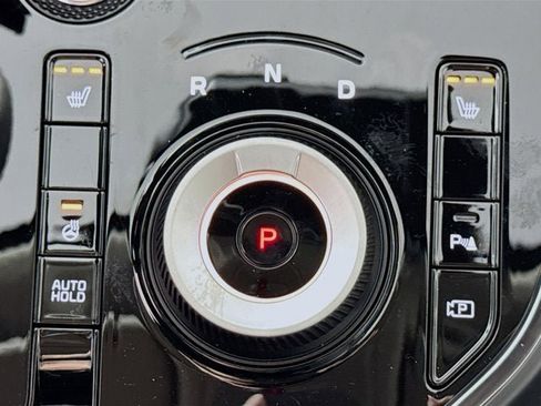 New 2026 Kia Niro Wind FWD image 24