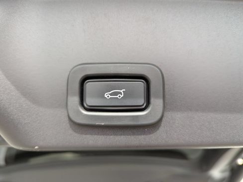 Used 2020 Land Rover Range Rover Evoque SE AWD/4WD image 44