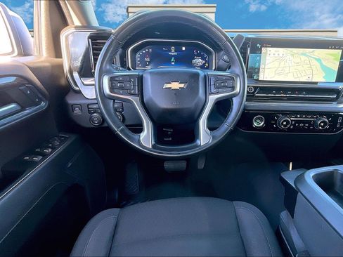 Used 2023 Chevrolet Silverado 1500 LT image 5