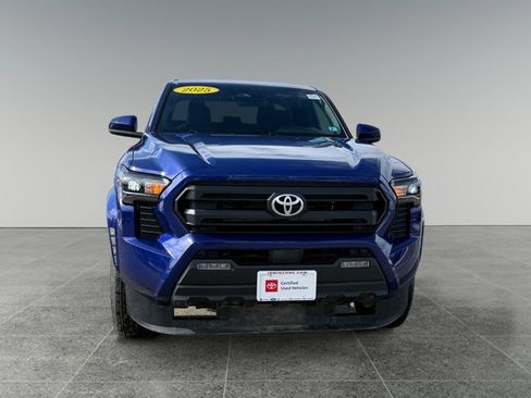 Certified 2025 Toyota Tacoma SR5 image 7