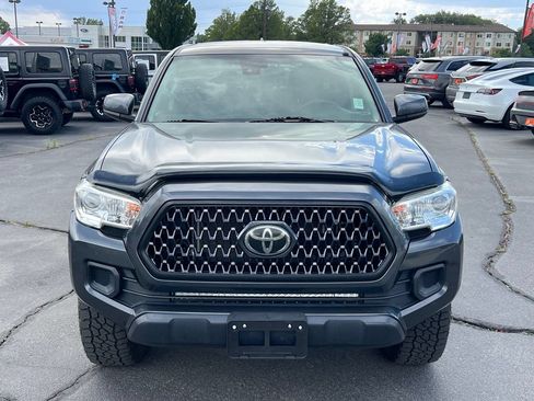 Used 2019 Toyota Tacoma SR w/ SR Convenience Package AWD/4WD image 4