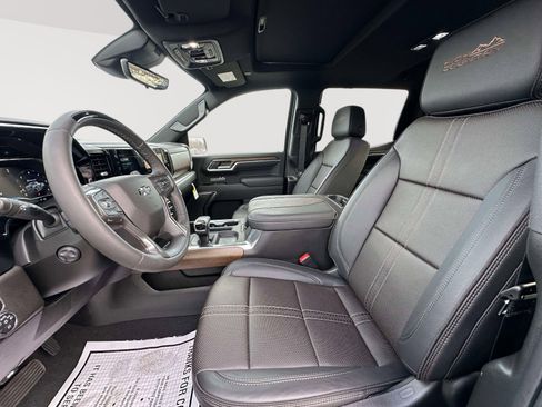 Certified 2025 Chevrolet Silverado 1500 High Country w/ Midnight Edition image 24