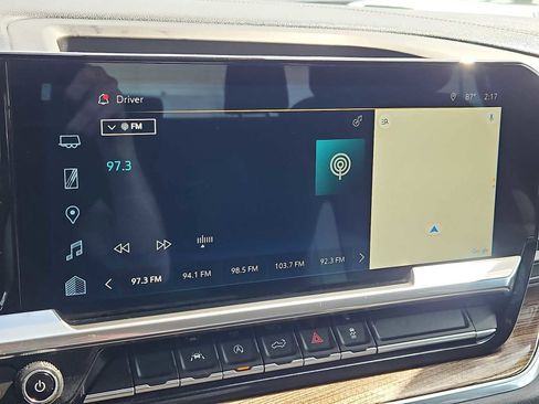 Used 2023 Chevrolet Silverado 1500 LT AWD/4WD image 27