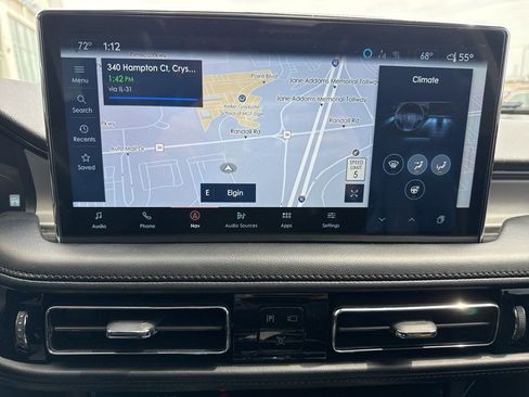 Used 2023 Lincoln Nautilus Reserve w/ Luxury Package image 18