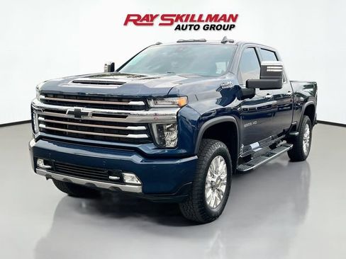 Used 2022 Chevrolet Silverado 2500 High Country w/ Z71 Off-Road Package AWD/4WD image 3