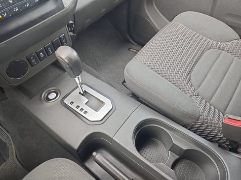 Certified 2021 Nissan Frontier SV RWD image 23