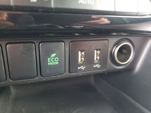 Used 2024 Mitsubishi Eclipse Cross LE image 26