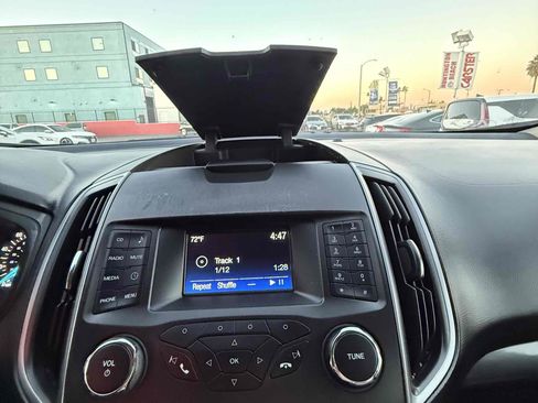 Used 2016 Ford Edge SE image 56