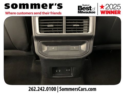 Used 2025 Volkswagen Atlas Cross Sport SEL R-Line AWD/4WD image 24
