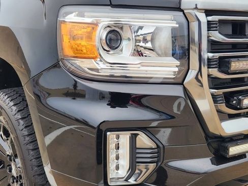 Used 2022 GMC Canyon AT4 image 9