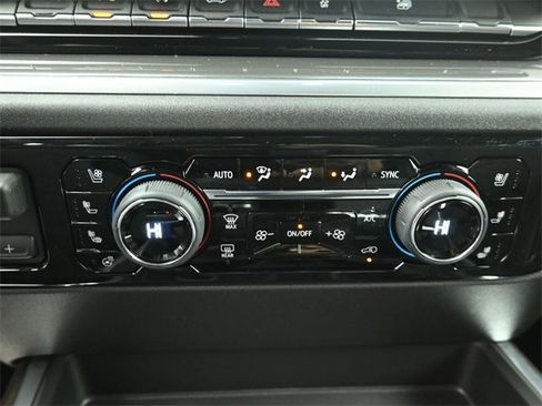 Used 2026 Chevrolet Silverado 1500 High Country w/ Midnight Edition image 13
