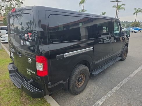 Used 2016 Nissan NV 3500 S w/ Power Package image 4