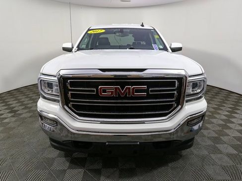 Used 2017 GMC Sierra 1500 SLE w/ SLE Value Package image 4