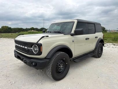 New 2026 Ford Bronco Big Bend w/ Black Diamond Package